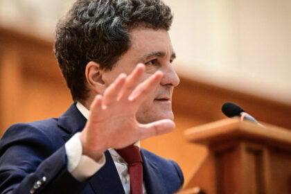 presedintele nicusor dan vrea ca luni sa existe o prima schita a viitorului program de guvernare nu am discutat de nume pana acum 683ff68845283