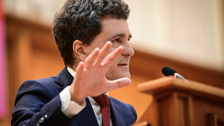 presedintele nicusor dan vrea ca luni sa existe o prima schita a viitorului program de guvernare nu am discutat de nume pana acum 683ff68845283