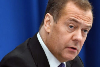 reactia ironica a sua dupa ce medvedev a amenintat cu distrugerea completa a guvernului ucrainean 683f35b9d0c18