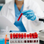 record pentru un barbat din sibiu a donat zeci de litri de sange in ultimii 25 de ani 684d384cdd5bb