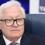 rusia se ofera sa preia excesul de materiale nucleare din iran ca sa ajute sua in disputa cu teheranul 684961077a595