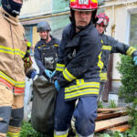 rusia vaneaza in mod deliberat echipele de salvare ucrainene care intervin in urma loviturilor aeriene aceasta nu este o coincidenta 683fc66c6e862