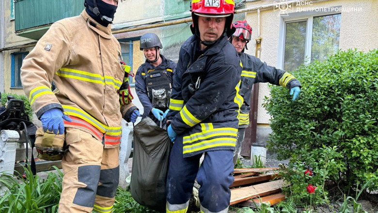 rusia vaneaza in mod deliberat echipele de salvare ucrainene care intervin in urma loviturilor aeriene aceasta nu este o coincidenta 683fc66c6e862