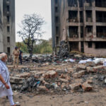 salvatorii cauta supravietuitori si resturi ale avionului air india in ahmedabad modi scena dezastrului este sfasietoare 684bd65253a85