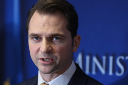 sebastian burduja despre pretul energiei de la 1 iulie panica indusa nu face bine nimanui recomand prudenta 6850391c33790