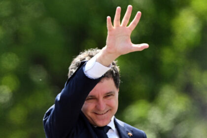 sondaj inscop majoritatea romanilor cred ca nicusor dan va fi un presedinte implicat in viata publica si care va evita conflictele 6847e69dd409a