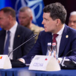 sondaj peste doua treimi din romani vor un rol activ al romaniei in ue si intarirea relatiei cu sua sub presedintia lui nicusor dan 684935eb2e49a