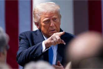 tripla amenintare cu care trump a incoltit europa suntem la distanta de o singura postare sau un comentariu de o catastrofa 6843b9c22dead