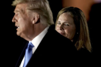 trump se plange in privat de judecatorii numiti de el la curtea suprema amy coney barrett tinta principala a furiei presedintelui 683f1afbb11eb