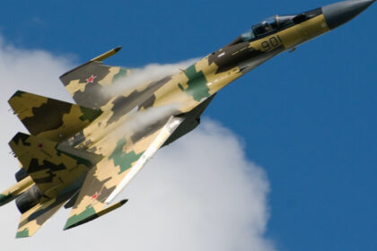 ucraina a anuntat ca a doborat un avion de lupta multirol su 35 al rusiei 684418b23bac4