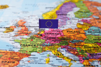 ue elibereaza miliarde de euro din fondurile pentru covid 19 pentru a fi cheltuite in domeniul apararii 684117f1d3075