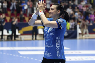 ultimul meci din cariera cristinei neagu presedintele nicusor dan asista la gala de retragere a sportivei 6845a156cf702