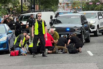 video atac armat in sua trei persoane au fost ucise printre care si un bebelus unde a avut loc crima 6850497ca1bfe