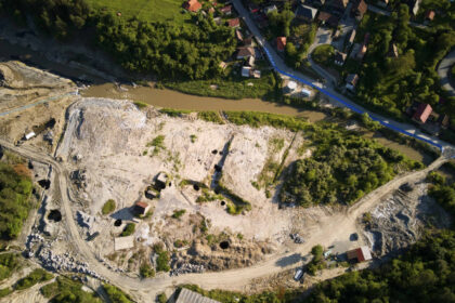 video bogdan ivan cautam o locatie in care sa cream un lac sarat pentru a scoate apa din salina praid apelul prefectului din harghita 684182a6e69cb