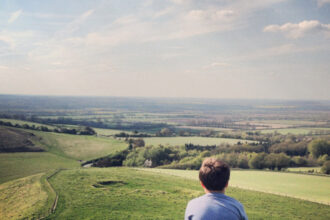 video doar doi din 10 copii de la tara se simt fericiti povestea lui alexandru baiatul de 13 ani care nu vrea sa renunte la visul sau 684116e8cd9bf
