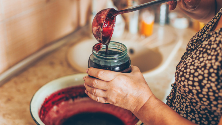 video dulceata mai putina si mai scumpa anul acesta productia de fructe grav afectata din cauza inghetului din primavara 684a795bdcb0d