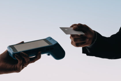 video economistii critica propunerea taxei pe tranzactii bancare daca vrem sa fuga toti banii din tara sau faliment e o masura buna 68444d7c29267