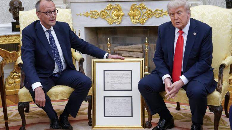 video friedrich merz i a facut cadou lui trump certificatul de nastere al bunicului sau friedrich trump un nume german serios 6841fb43c3d79