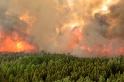 video incendii de vegetatie puternice in canada localitati evacuate cu ajutorul armatei focul se extinde catre provincia ontario 6847c92ba107d