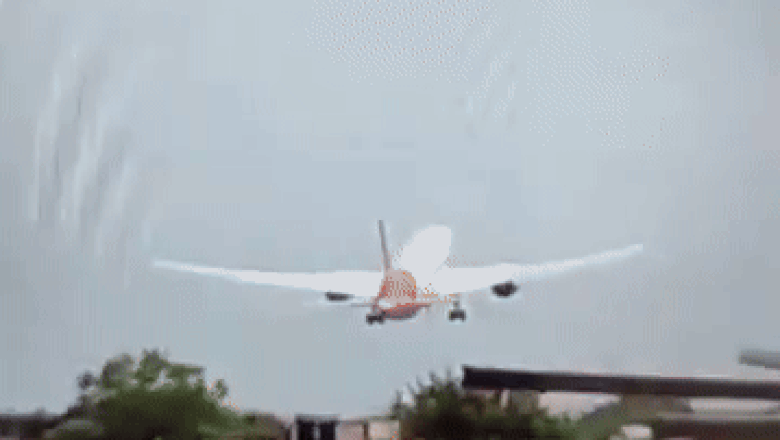 video momentul in care avionul air india se prabuseste la ahmedabad imediat dupa decolare 684ab38ea8f28