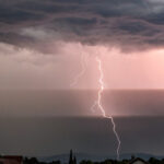 video noua persoane au fost ranite la bordul unui avion ryanair prins de turbulente furtuni violente in sudul germaniei 684162c78298b