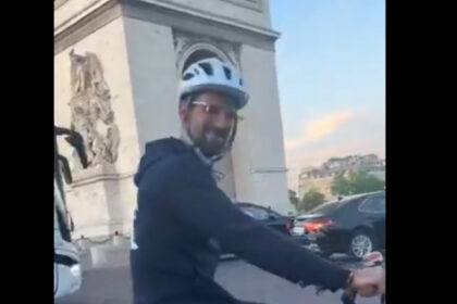 video novak djokovici plimbare cu bicicleta prin paris in plin turneu te iubesc si eu te iubesc 683f199beea4d