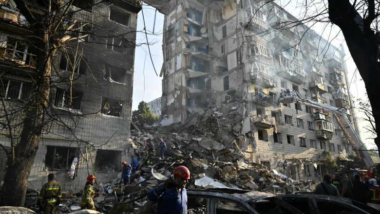 videofoto atac masiv cu rachete si drone rusesti asupra kievului 14 oameni au murit iar 55 au fost raniti 68511079889a3