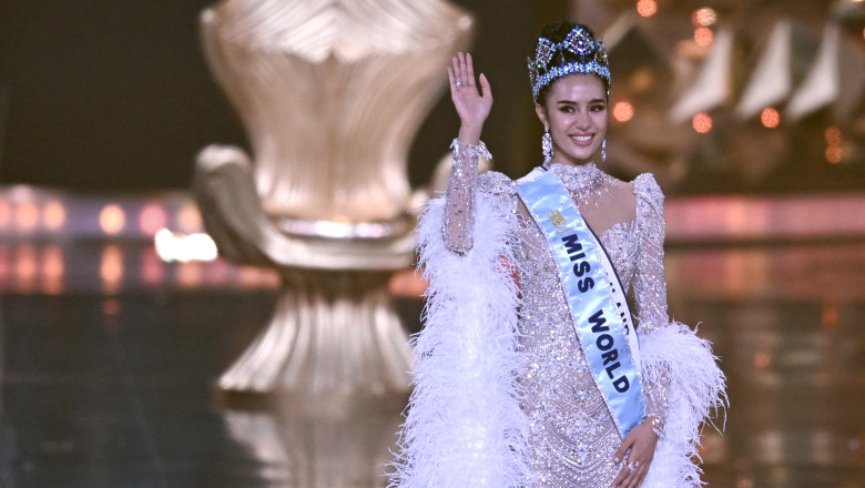 videofoto miss world 2025 thailandeza opal suchata chuangsri in varsta de 21 de ani a castigat concursul cine a reprezentat romania 683f1a9568889