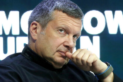 vladimir soloviov propagandistul lui putin vrea bombardarea aerodromurilor din romania care ar fi folosite de forte ucrainene 6846ac54ae66e