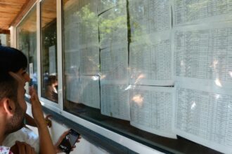 500 de profesori ieseni vizati direct rezultatele finale ale examenului de definitivat 2025 vor fi publicate azi 687d9273f0bcf