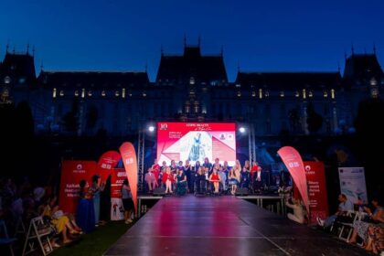 9 modele de viata defileaza in cadrul atypic beauty iasi 2025 evenimentul din gradina palas transmite un mesaj puternic frumusetea e in noi nu in aparente 688b1fe60ac68