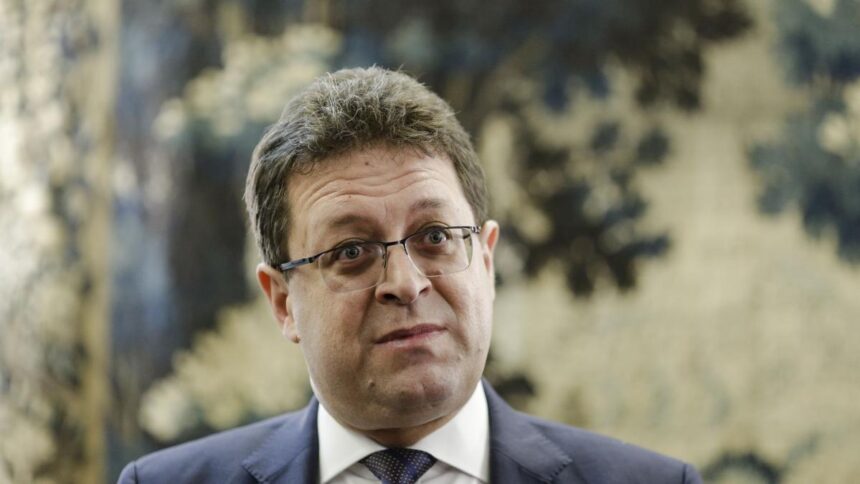 900 000 de euro indemnizatia pe 2025 pentru directorul ra apps guvernul il acuza regia spune ca erau actele gresite 6878c7903f1d0