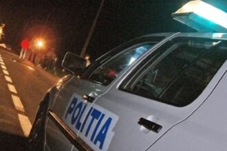 a furat o masina a condus fara permis apoi a abandonat o tanar din deleni arestat la domiciliu dupa o aventura de cateva ore 687ed0da4710c