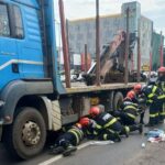 accident grav la iasi un pieton a fost lovit si prins sub un autocamion foto 688735a33984c 1