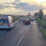 accident rutier pe dn 28 doua persoane ranite in urma rasturnarii unui autoturism 687fc7740fcc4