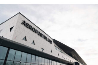 aeroportul iasi pune la bataie un milion de euro pentru procesarea pasagerilor 686da735e7963