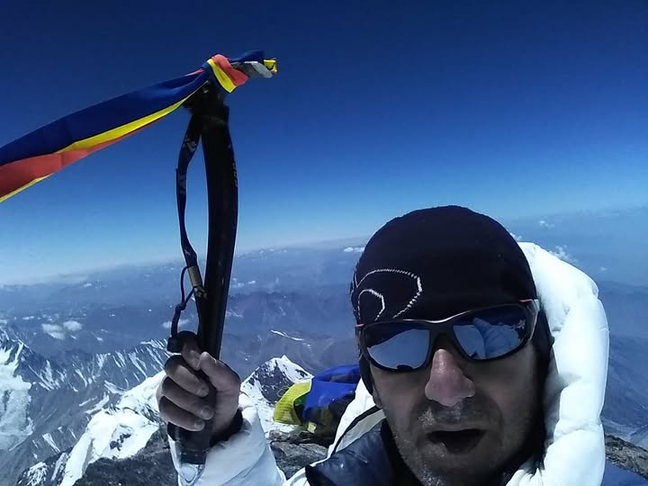 alpinistul horia colibasanu a ajuns in varful muntelui nanga parbat 8 125 metri a ajuns pe al unsprezecelea varf de peste 8 000 de metri din cariera 6867c21603258