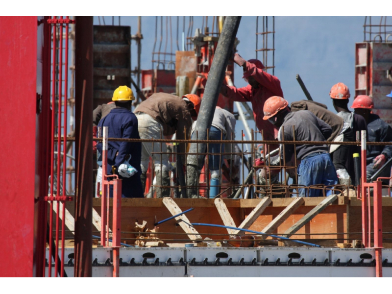 angajatorii din iasi vor munca pe bani putini locurile de munca vacante cresc dar salariile raman la minim 6878df81a4816