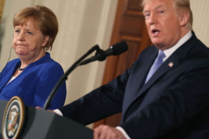 angela merkel despre nevoia lui donald trump de atentie vrea ca toata lumea sa l priveasca a refuzat sa dea mana cu mine 68666e6c673d7 1