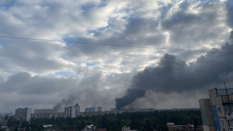 atac cu drone si rachete asupra kievului locuitorii s au adapostit in statiile de metrou 687dd31c3f564