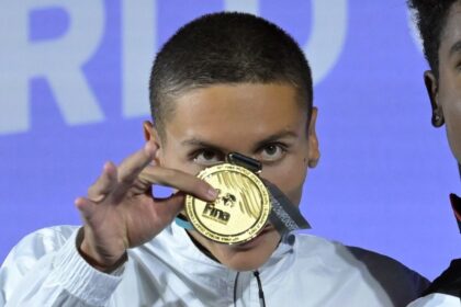 aur pentru david popovici este din nou campion mondial la 200 m liber 6888ad7a82df0