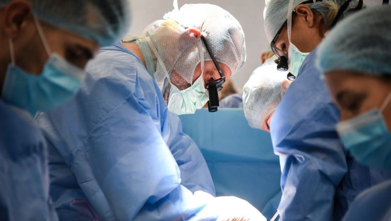 avea frisoane si dureri de spate cu ce boala severa a inimii a fost diagnosticat un barbat 688732bcbeb0e