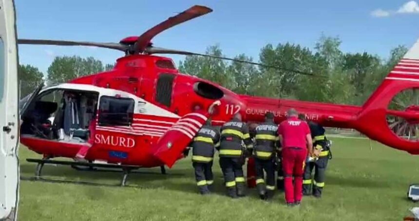 barbat din vaslui in stare grava la spital dupa ce a atins cu undita un cablu de inalta tensiune are arsuri pe 60 din corp 68737fef388ec