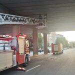 bucati din pasajul nicolina s au prabusit pe carosabil 687de886a18f9