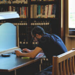 cine mai merge la biblioteca in 10 ani judetul a pierdut 31 000 de cititori activi cu toate acestea iasul ramane in top 6877cc365ae8e