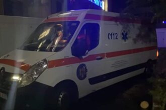 copac cazut pe o ambulanta in curtea spitalului dr c i parhon din iasi nu sunt victime 6887fd3e65df7