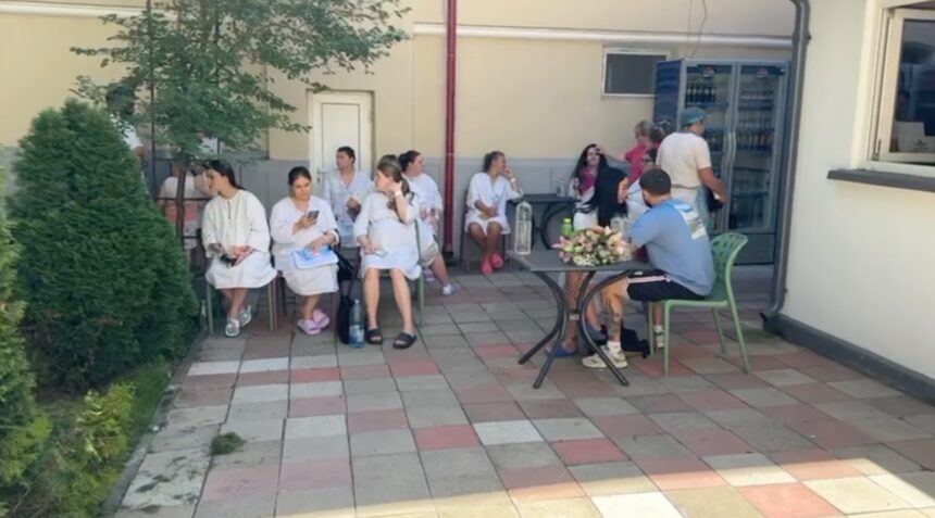 copiii nostri traiesc datorita voua mesajul emotionant al unei mame catre echipa medicala de la maternitatea cuza voda 6889e22ba409b