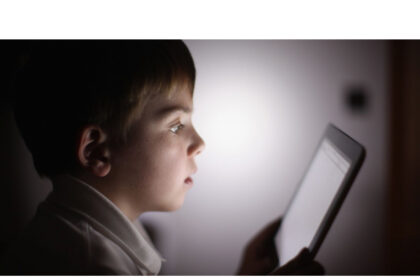 criza invizibila a iasului copiii digitali si declinul empatiei 6889c10c167cf