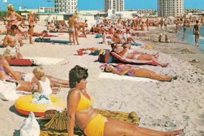 cum aratau vacantele romanilor acum 40 de ani cu un salariu isi puteau cumpara o calatorie prin toata tara 686b03d45bef1