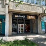cum functioneaza si unde gasesti bancomatele bitcoin in iasi unul ar putea fi instalat de posta romana 6871009395ab6